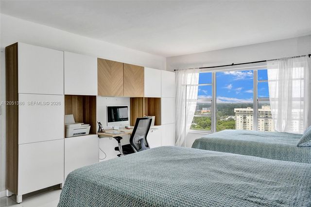 11111 Biscayne Blvd 1915, Miami, FL 33181