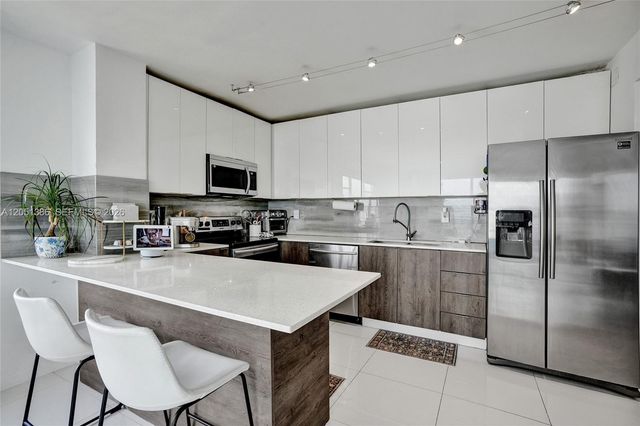 11111 Biscayne Blvd 1915, Miami, FL 33181