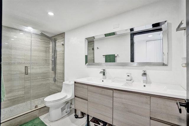 11111 Biscayne Blvd 1915, Miami, FL 33181