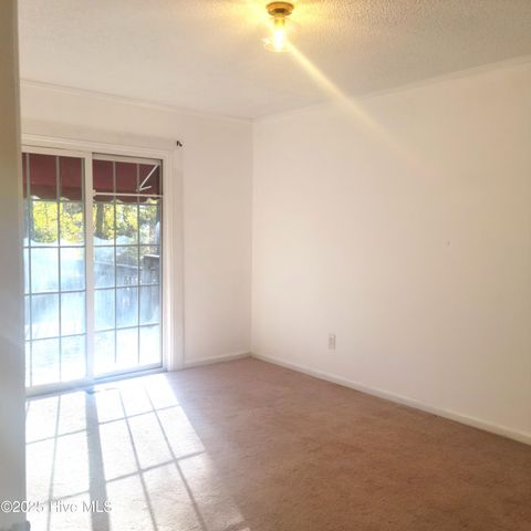 108 Chapel Greens Place, Aberdeen, NC 28315