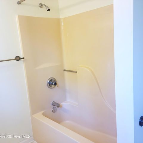 108 Chapel Greens Place, Aberdeen, NC 28315