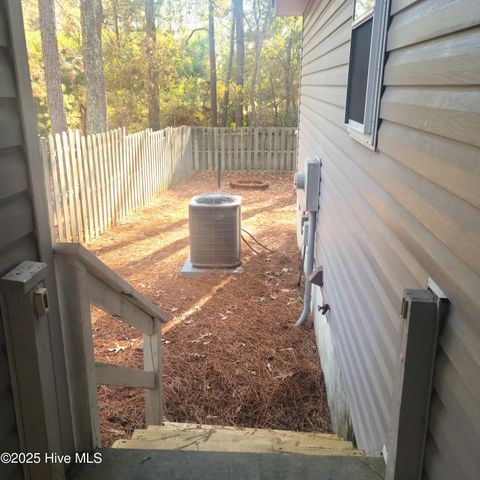 108 Chapel Greens Place, Aberdeen, NC 28315