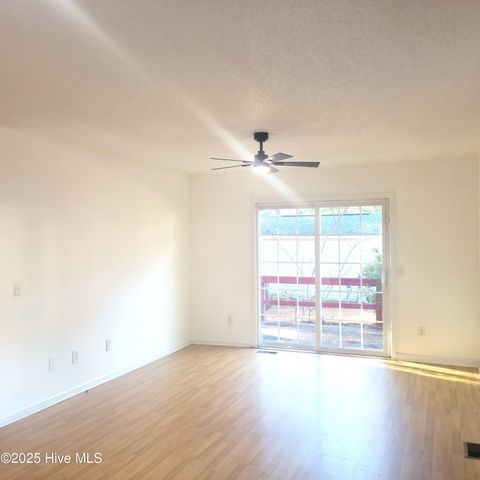 108 Chapel Greens Place, Aberdeen, NC 28315