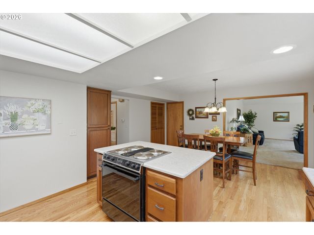 3245 Nw 166TH Ave, Beaverton, OR 97006