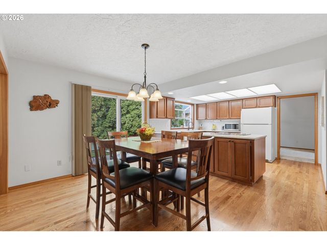 3245 Nw 166TH Ave, Beaverton, OR 97006