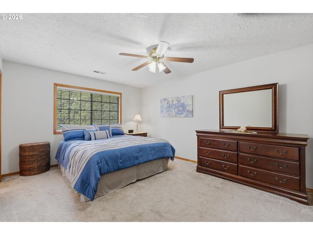 3245 Nw 166TH Ave, Beaverton, OR 97006