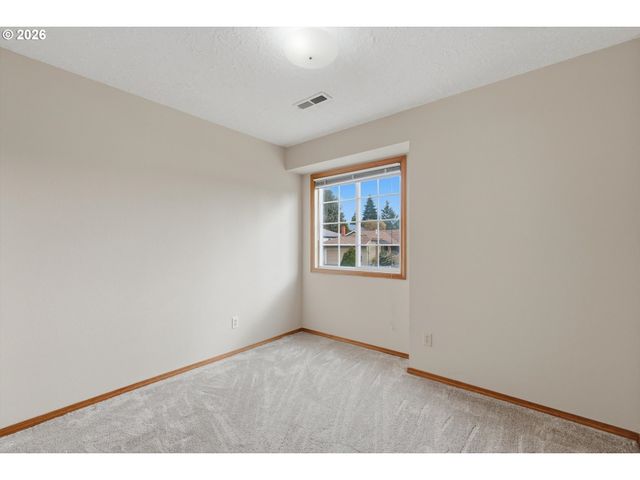 3245 Nw 166TH Ave, Beaverton, OR 97006