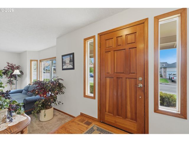 3245 Nw 166TH Ave, Beaverton, OR 97006