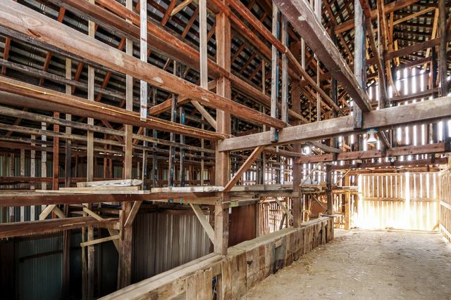 7300 Milford Road, Falmouth, KY 41040