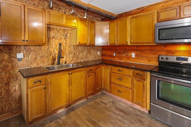 7300 Milford Road, Falmouth, KY 41040