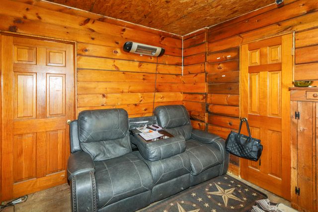 7300 Milford Road, Falmouth, KY 41040