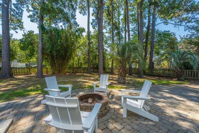 1627 Ellsworth Street, Mount Pleasant, SC 29466