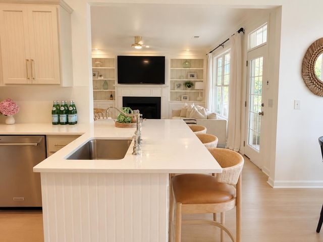 1627 Ellsworth Street, Mount Pleasant, SC 29466