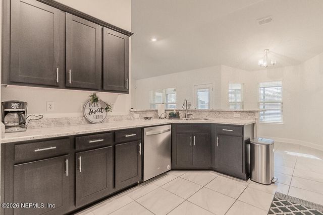 12619 WEEPING BRANCH Circle, Jacksonville, FL 32218