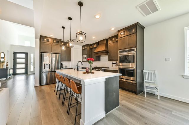 1612 Dayton Ridge Circle, Friendswood, TX 77546