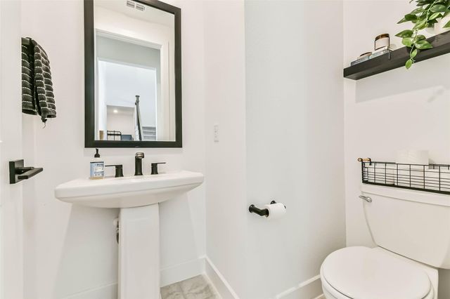 1612 Dayton Ridge Circle, Friendswood, TX 77546