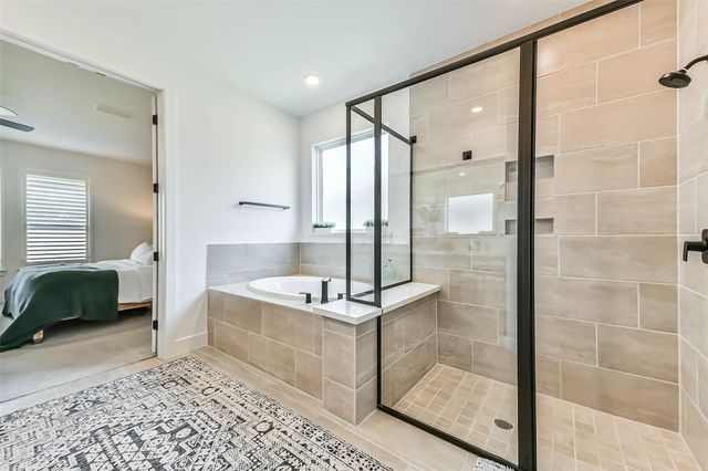 1612 Dayton Ridge Circle, Friendswood, TX 77546