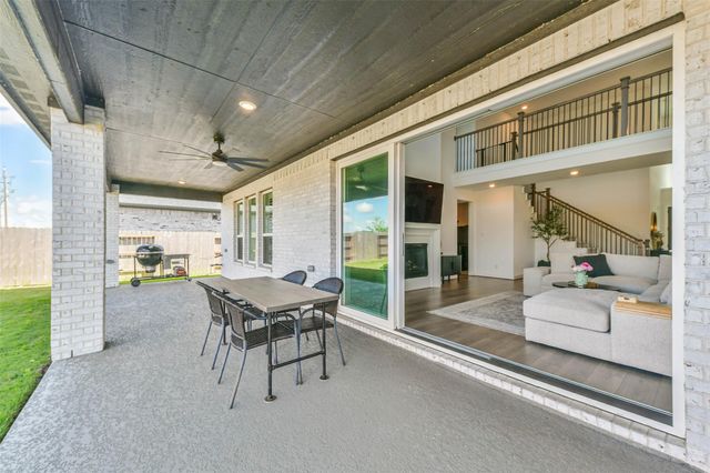 1612 Dayton Ridge Circle, Friendswood, TX 77546