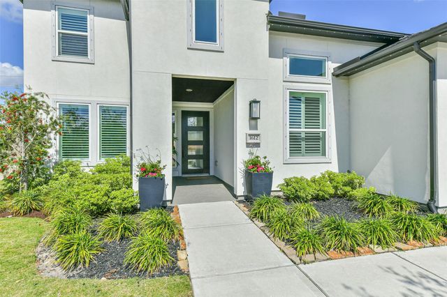 1612 Dayton Ridge Circle, Friendswood, TX 77546