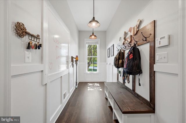 41704 BLOOMFIELD PATH ST, Ashburn, VA 20148