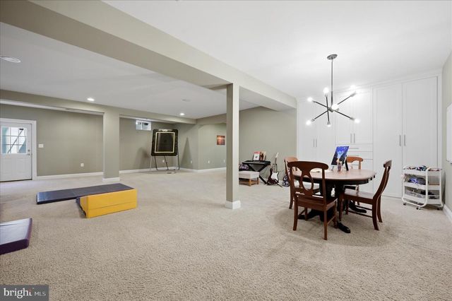 41704 BLOOMFIELD PATH ST, Ashburn, VA 20148