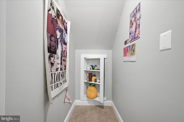 41704 BLOOMFIELD PATH ST, Ashburn, VA 20148
