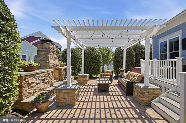 41704 BLOOMFIELD PATH ST, Ashburn, VA 20148