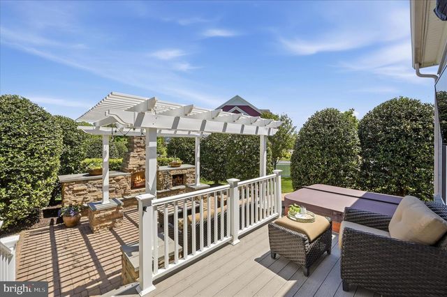 41704 BLOOMFIELD PATH ST, Ashburn, VA 20148