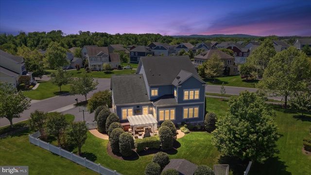 41704 BLOOMFIELD PATH ST, Ashburn, VA 20148