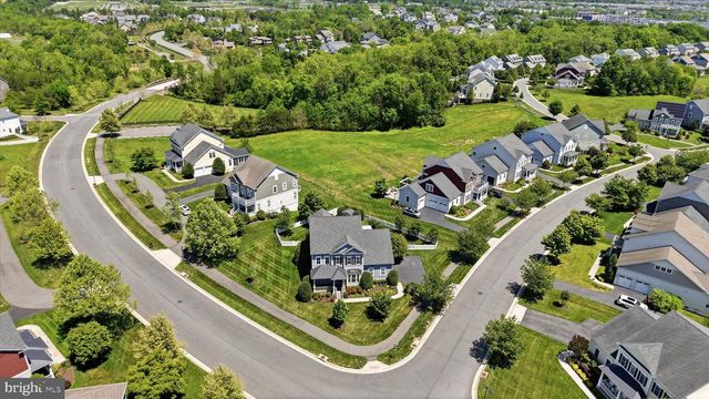 41704 BLOOMFIELD PATH ST, Ashburn, VA 20148