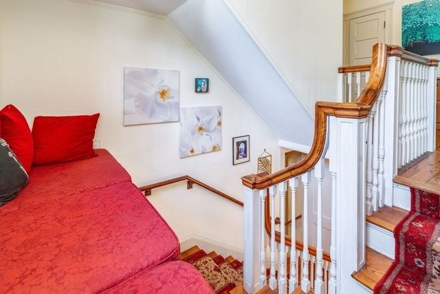 116 Pleasant St, Holyoke, MA 01040