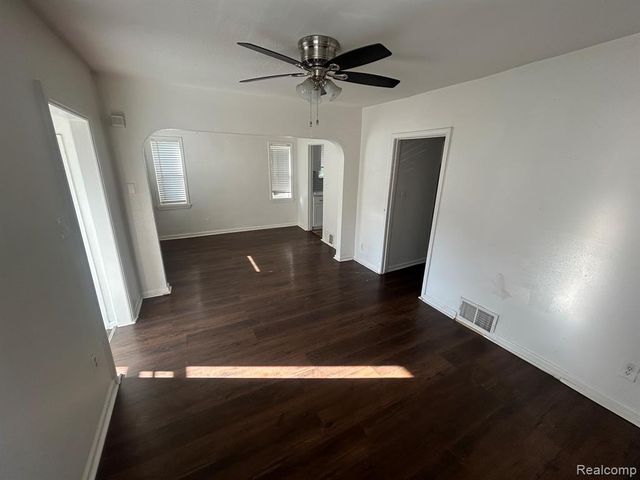 5081 Wayburn Street, Detroit, MI 48224