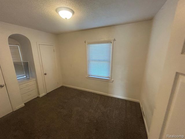 5081 Wayburn Street, Detroit, MI 48224