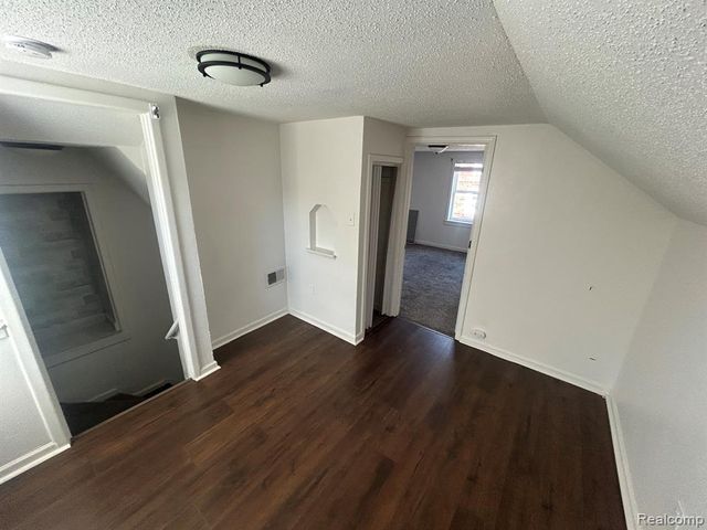 5081 Wayburn Street, Detroit, MI 48224