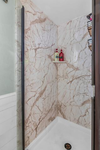 5411 Corto Drive, De Cordova, TX 76049