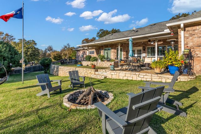 5411 Corto Drive, De Cordova, TX 76049