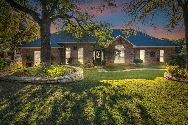 5411 Corto Drive, De Cordova, TX 76049