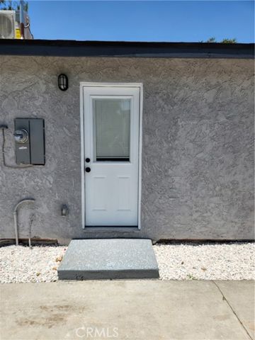 841 E H Street, Colton, CA 92324