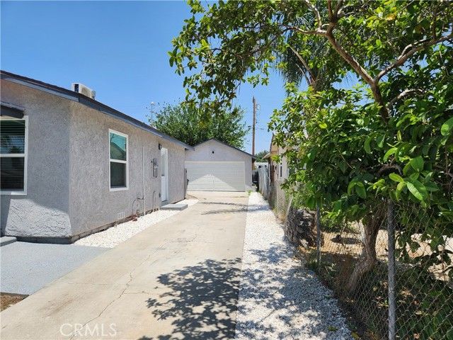 841 E H Street, Colton, CA 92324