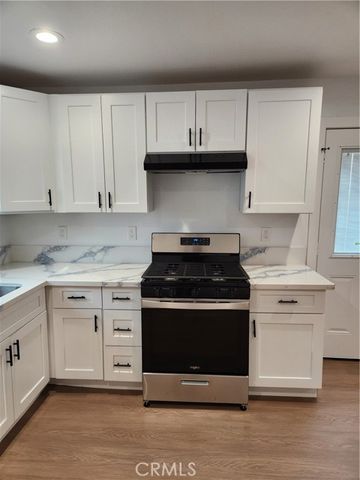 841 E H Street, Colton, CA 92324