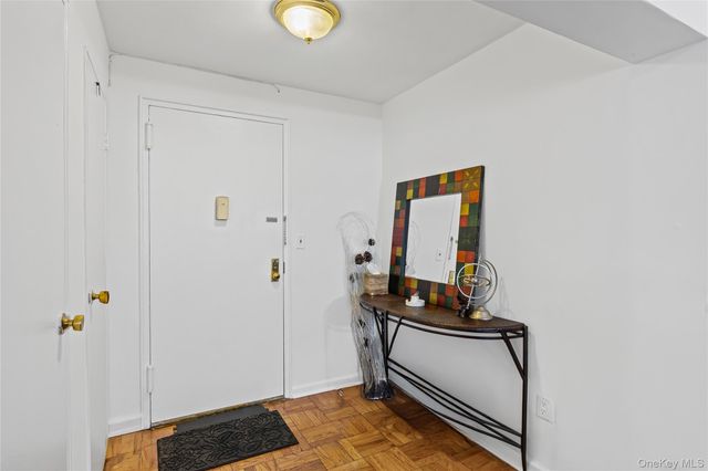 70 North Grove 1N, Freeport, NY 11520