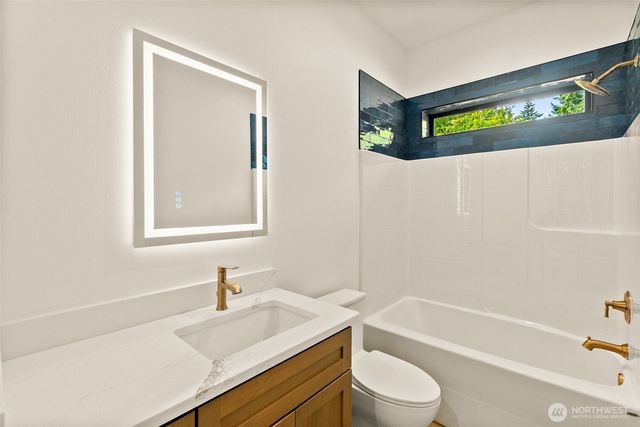3120 Aspinwall Road NW, Olympia, WA 98502