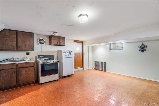 32 - 07 148th Street, Flushing, NY 11354