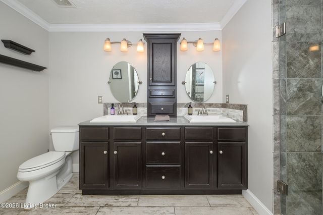 1200 Rudgate Cove, Louisville, KY 40214
