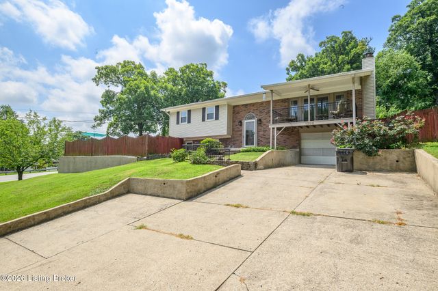 1200 Rudgate Cove, Louisville, KY 40214