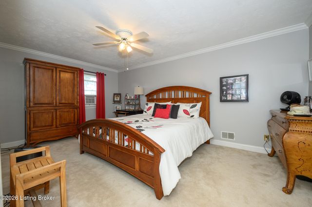 1200 Rudgate Cove, Louisville, KY 40214