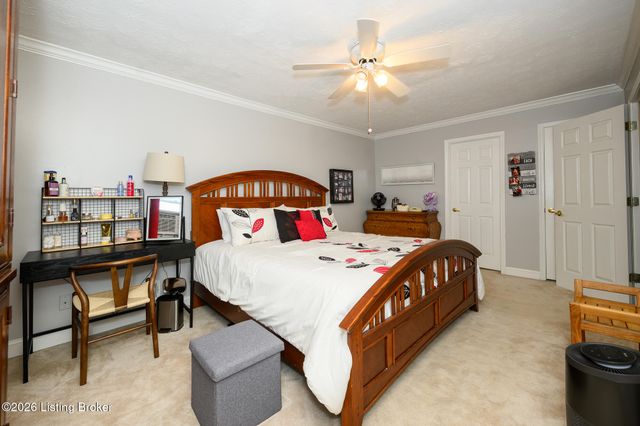 1200 Rudgate Cove, Louisville, KY 40214