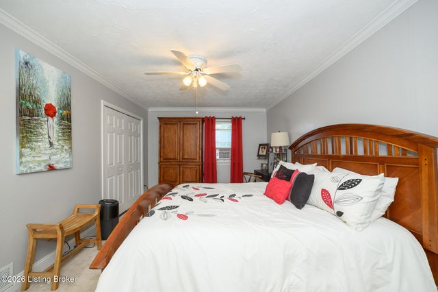 1200 Rudgate Cove, Louisville, KY 40214