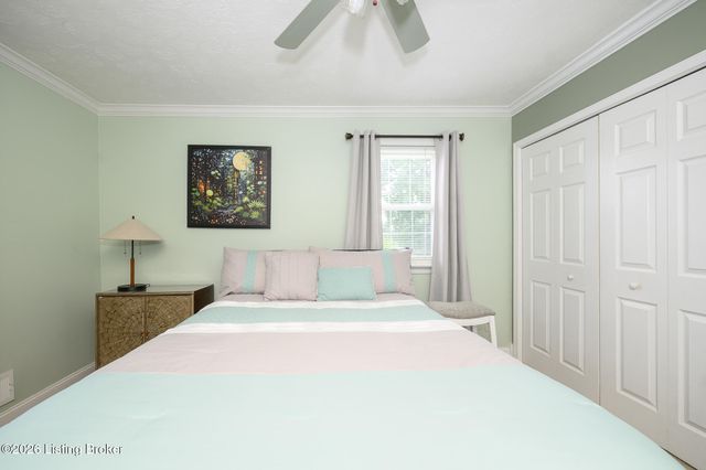 1200 Rudgate Cove, Louisville, KY 40214