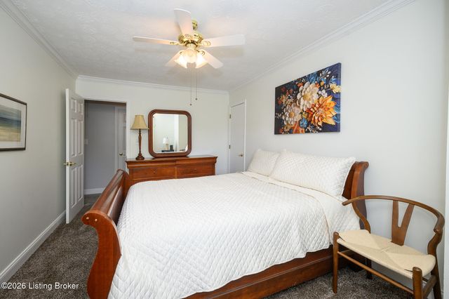 1200 Rudgate Cove, Louisville, KY 40214